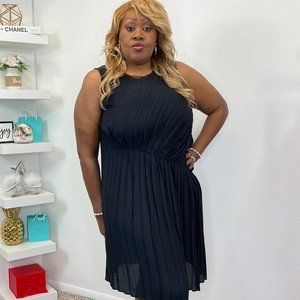 Plus Size Vera Wang Dress ONLY WORN ONCE For promotional purposes
